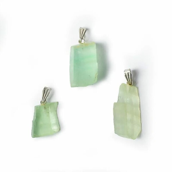 Edelsteinanhänger Aquamarin roh -- ± 1 cm – 3 cm