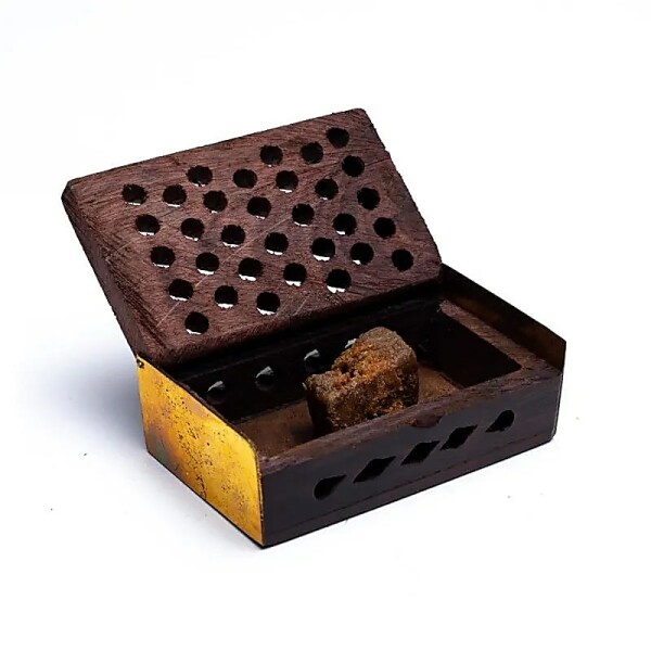 Harzmischung Myrrhe in Holz Dose -- 6x4 cm