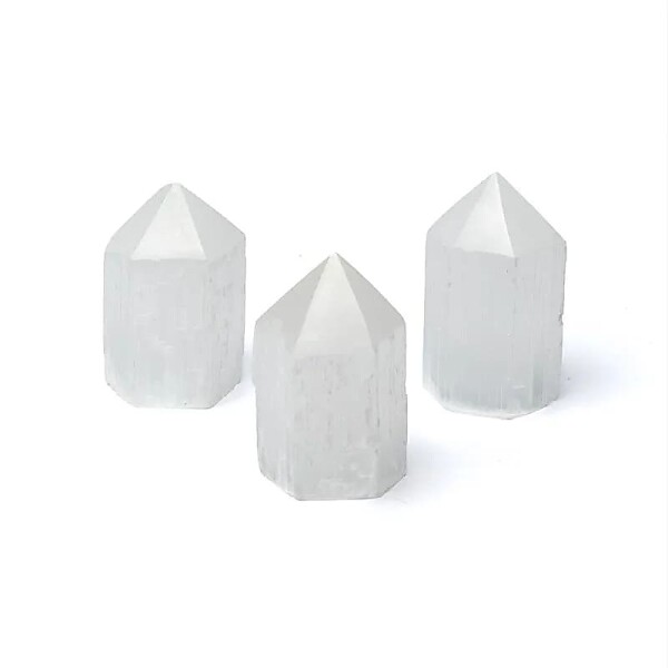 Selenit Obelisk -- ±6x3,5x3cm