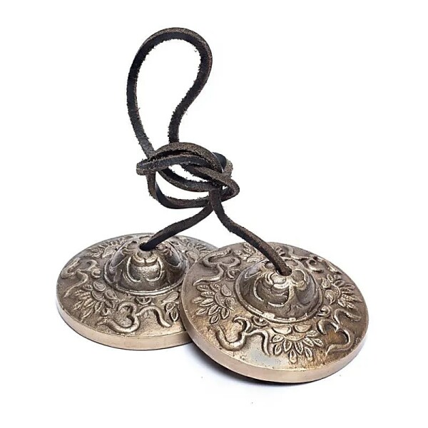 Tingshas OM mit Lotus -- 260 g; 7cm