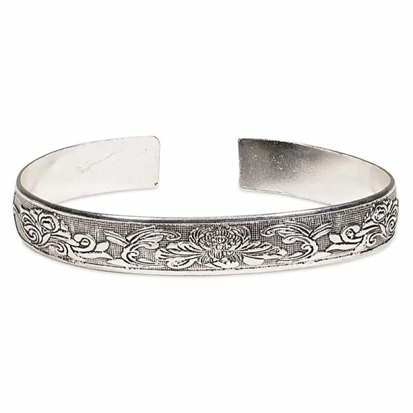 Tribal Miao Lotus Design Armband -- 1 cm