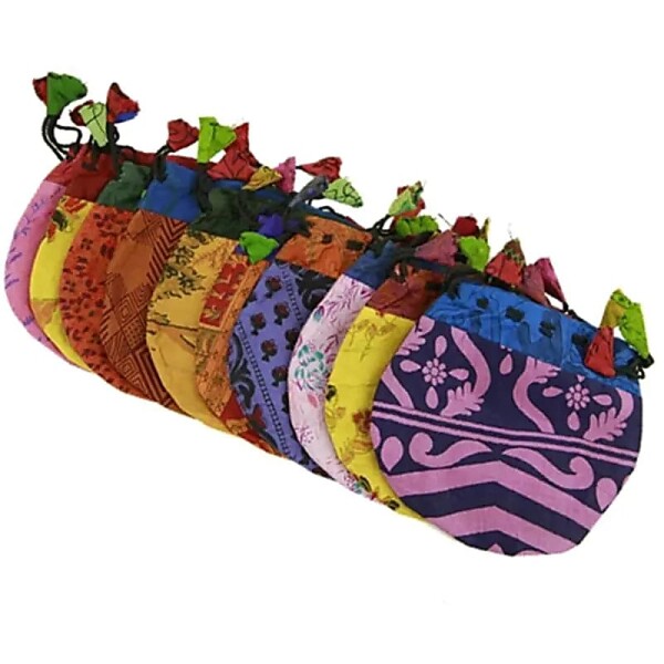 Vintage silk bag mixed colours -- 14x12 cm